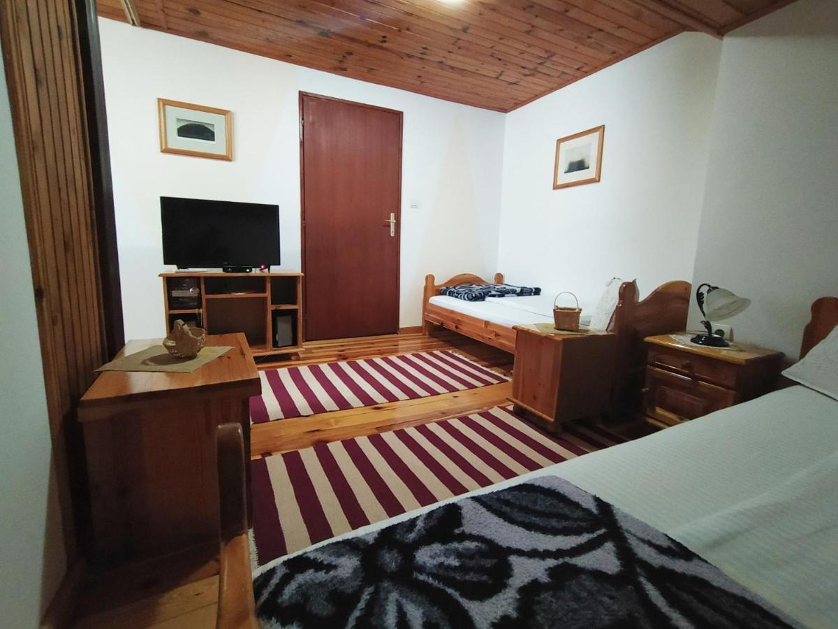 Apartmani Milic Sirogojno Esterno foto