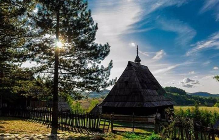 Apartmani Milic Sirogojno Esterno foto