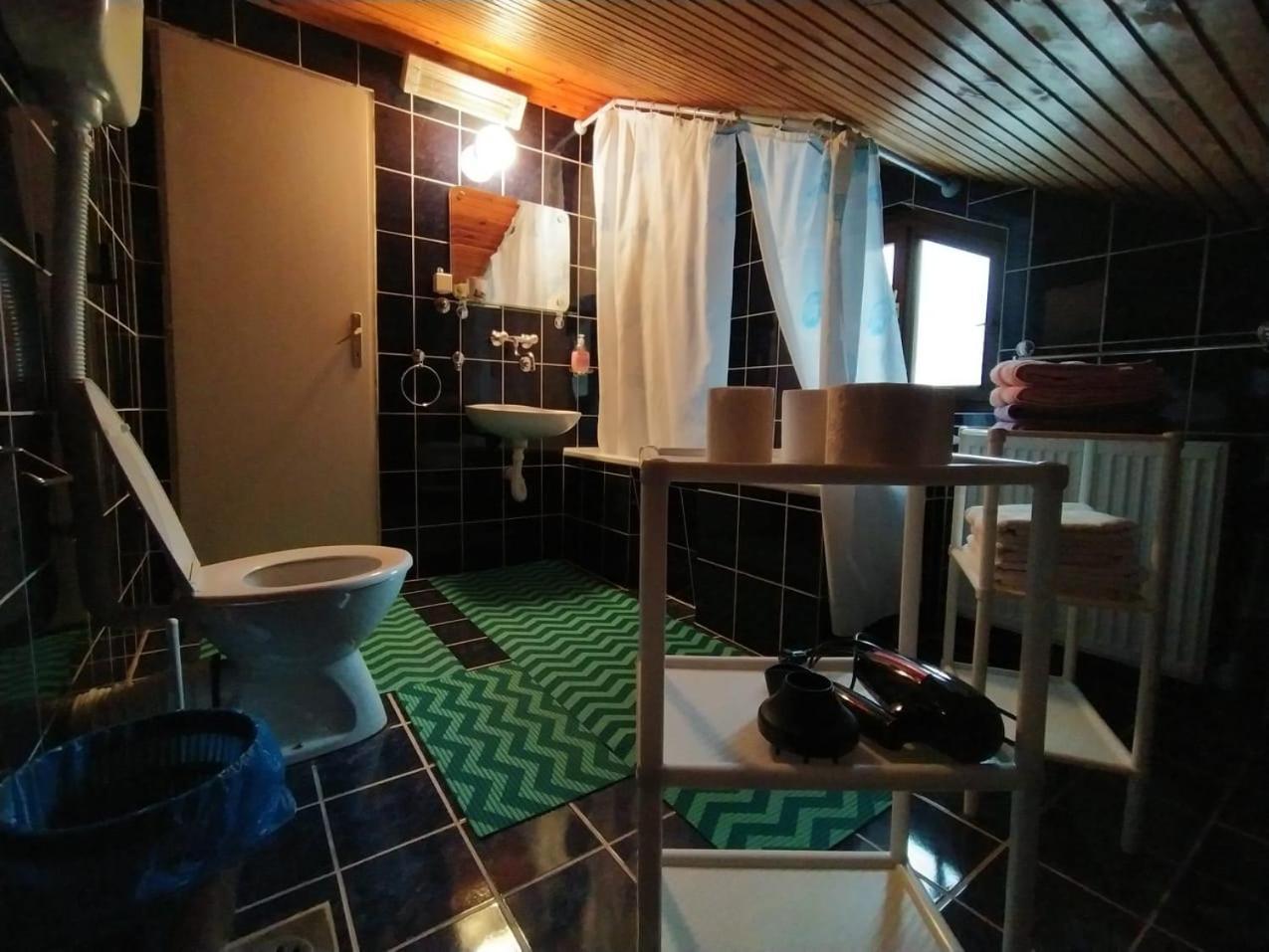 Apartmani Milic Sirogojno Camera foto