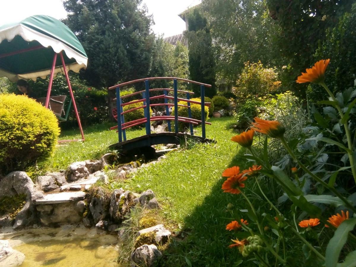 Apartmani Milic Sirogojno Esterno foto